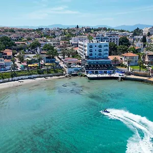 Marti Hotel