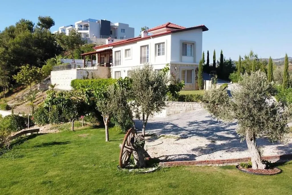 Manzara Ciftlik Βίλα Κουσάντασι